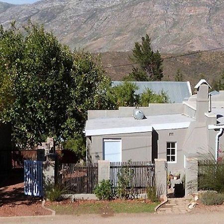 Cosy 6 Person Cottage With Mountain View Barrydale Buitenkant foto